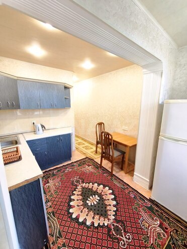 İcarəyə verilir 3 otaqlı köhnə tikili 85 m², Azadlıq Prospekti m., photo 3 from 18