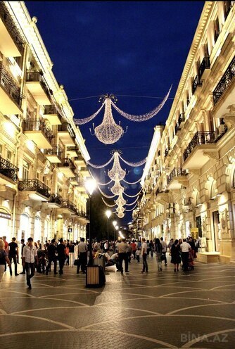 Satılır 6 otaqlı köhnə tikili 320 m², Sahil m., photo 3 from 31