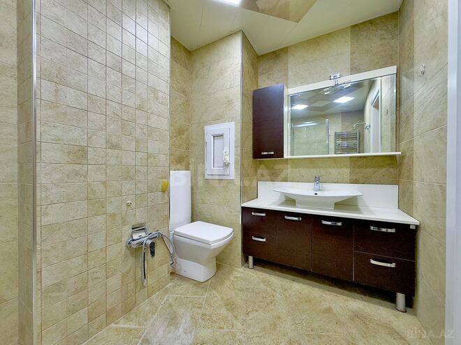 Продаётся 3-комн. новостройка 136 м², м. Кара Караев, photo 23 from 25