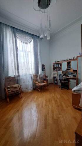 Продаётся 6-комн. дом/дача 450 м², пос. Бадамдар, photo 4 from 16