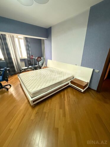 İcarəyə verilir 4 otaqlı yeni tikili 190 m², Nizami m., photo 13 from 19