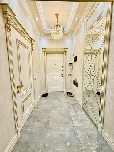 Продаётся 4-комн. новостройка 140 м², м. Кара Караев, photo 11 from 18