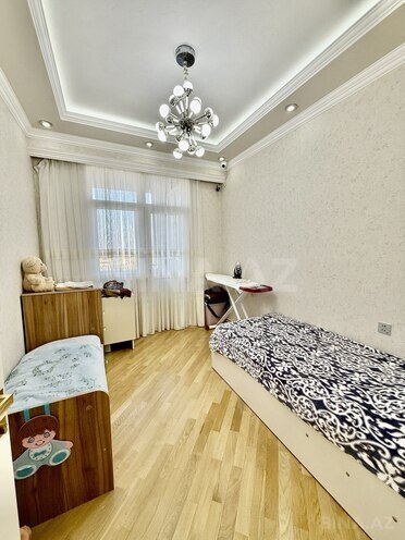 Продаётся 4-комн. новостройка 140 м², м. Кара Караев, photo 7 from 18