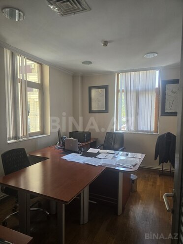 Satılır  obyekt 676 m², 28 May m., photo 22 from 32