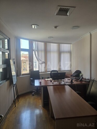 Satılır  obyekt 676 m², 28 May m., photo 24 from 32