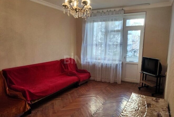 Satılır 3 otaqlı köhnə tikili 74 m², Nəsimi r., photo 3 from 13