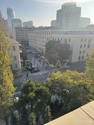 Продаётся 3-комн. вторичка 100 м², м. 28 мая, photo 7 from 12