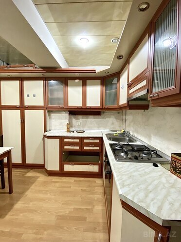 İcarəyə verilir 3 otaqlı köhnə tikili 80 m², 28 May m., photo 14 from 26