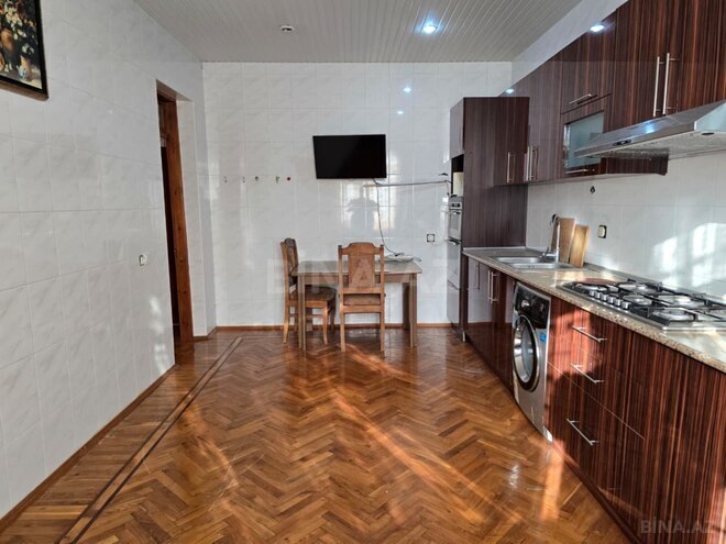 Продаётся 6-комн. дом/дача 500 м², м. Кара Караев, photo 12 from 20