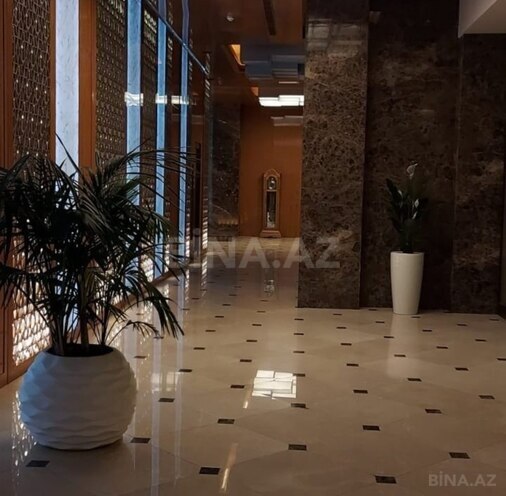 Продаётся 3-комн. новостройка 125 м², м. Низами, photo 3 from 11