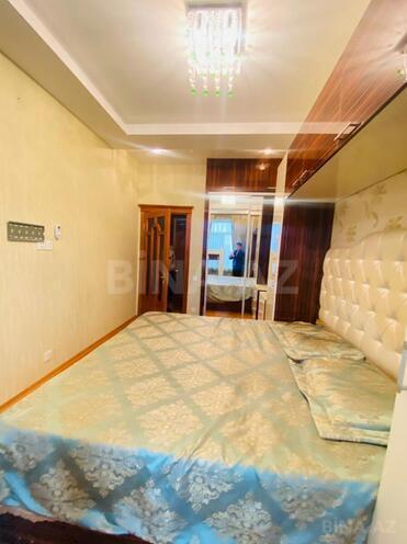 Сдаётся 2-комн. новостройка 80 м², м. 8 ноября, photo 11 from 22