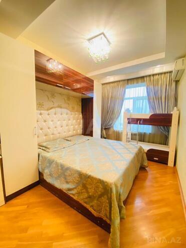 Сдаётся 2-комн. новостройка 80 м², м. 8 ноября, photo 3 from 22