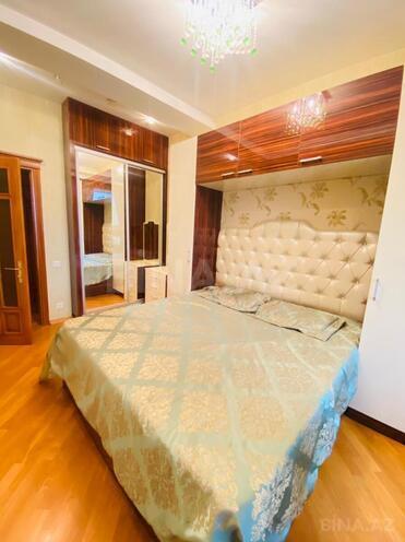 Сдаётся 2-комн. новостройка 80 м², м. 8 ноября, photo 15 from 22
