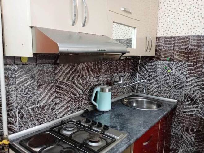 Satılır 2 otaqlı köhnə tikili 50 m², Neftçilər m., photo 13 from 18