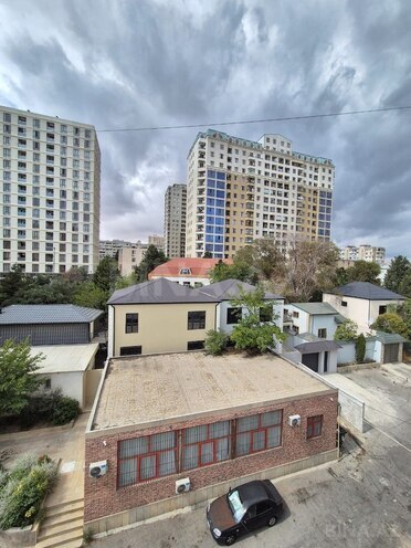 Satılır 2 otaqlı köhnə tikili 38 m², İnşaatçılar m., photo 11 from 12