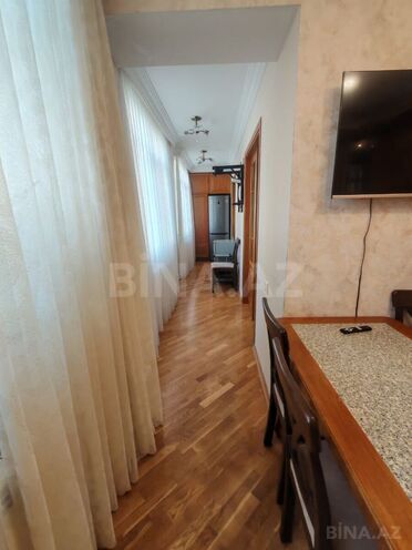 Продаётся 3-комн. вторичка 102 м², м. Халглар Достлугу, photo 6 from 12