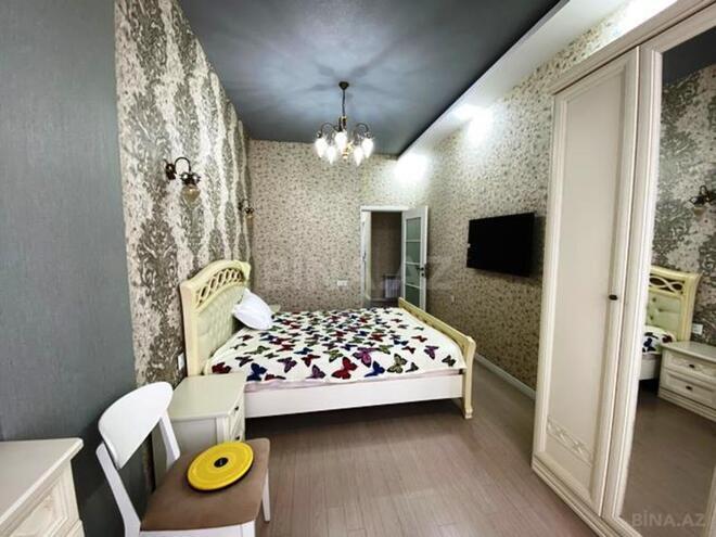 Продаётся 3-комн. новостройка 105 м², м. Кара Караев, photo 9 from 17