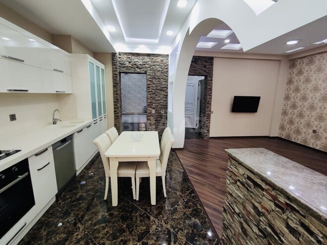 İcarəyə verilir 2 otaqlı yeni tikili 100 m², 28 May m., photo 15 from 31