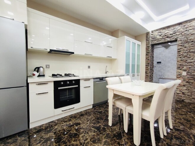 İcarəyə verilir 2 otaqlı yeni tikili 100 m², 28 May m., photo 14 from 31