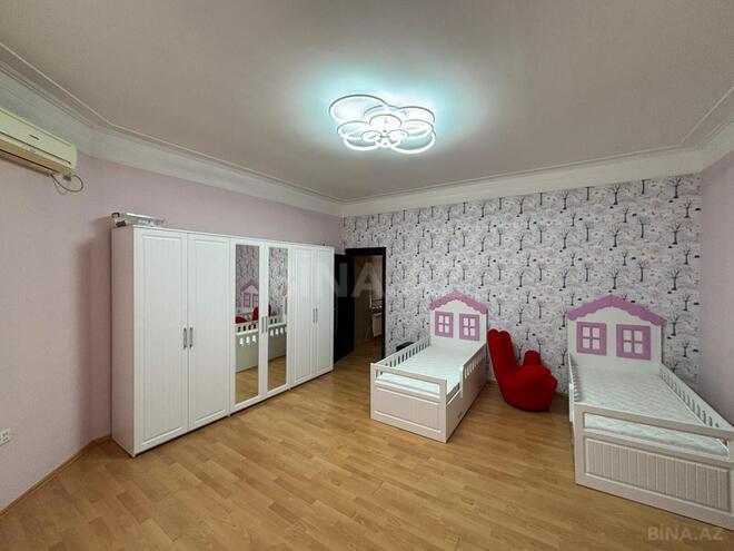 Продаётся 9-комн. дом/дача 500 м², м. Кара Караев, photo 11 from 27