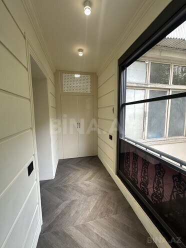 Satılır 3 otaqlı köhnə tikili 90 m², Sahil m., photo 19 from 20