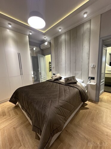 Satılır 3 otaqlı köhnə tikili 90 m², Sahil m., photo 17 from 20