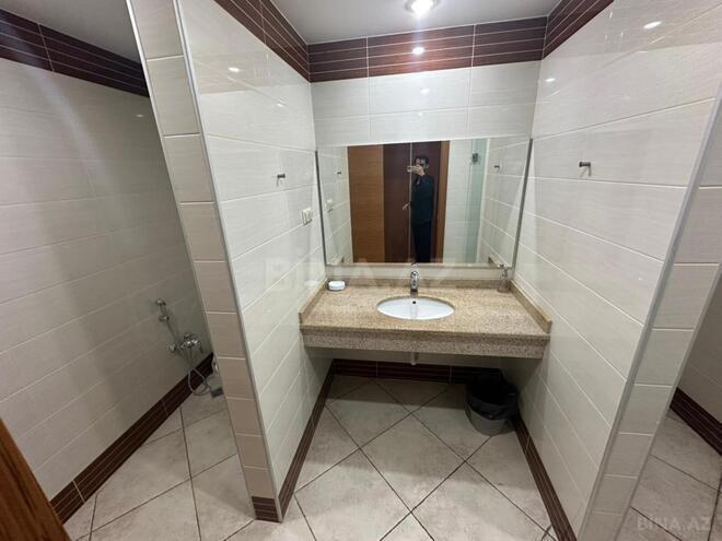 Сдаётся 3-комн. новостройка 170 м², Ясамальский р., photo 23 from 24