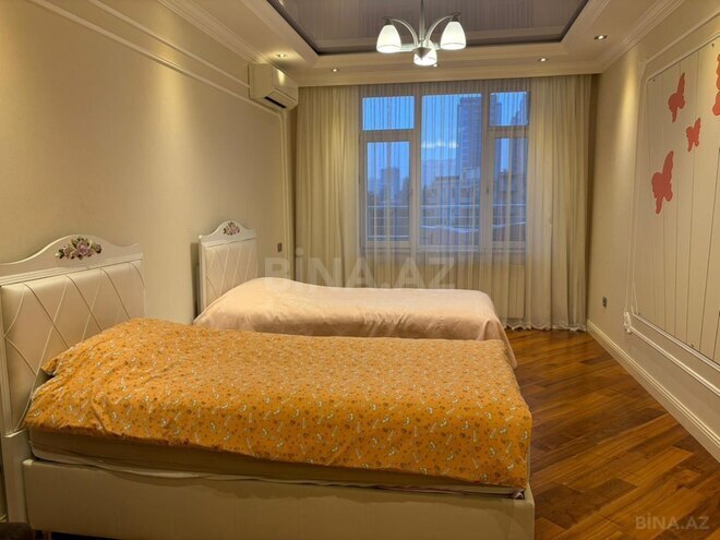 Продаётся 4-комн. новостройка 215 м², Насиминский  р., photo 15 from 32