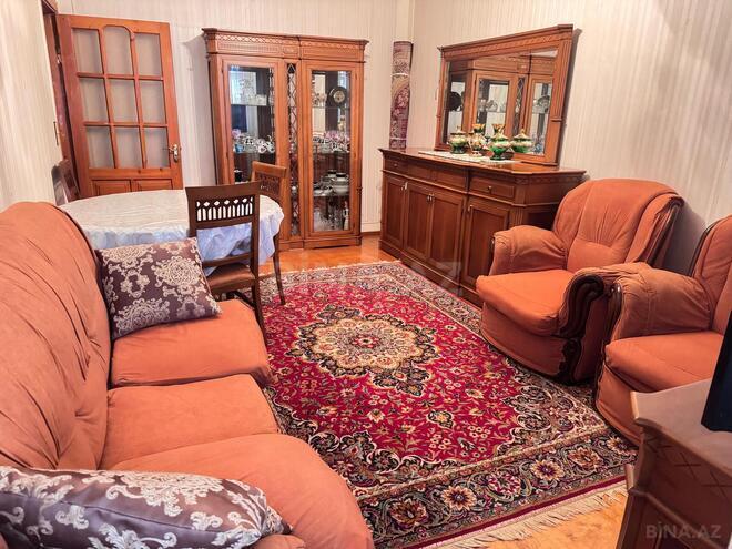 Продаётся 3-комн. вторичка 70 м², м. Дернегюль, photo 1 from 10