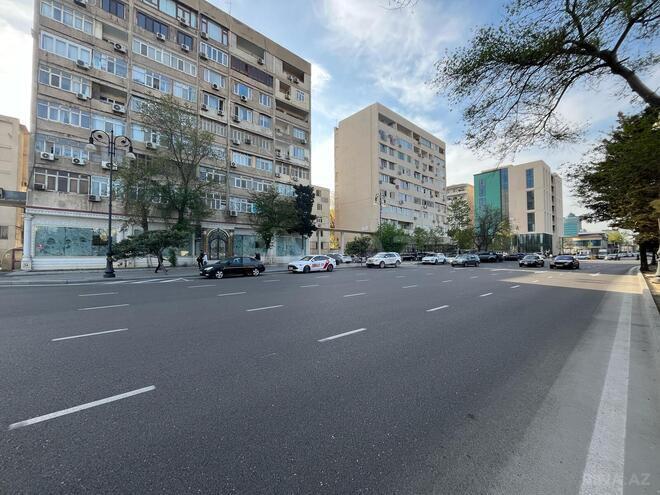 Satılır 3 otaqlı köhnə tikili 90 m², Gənclik m., photo 20 from 24