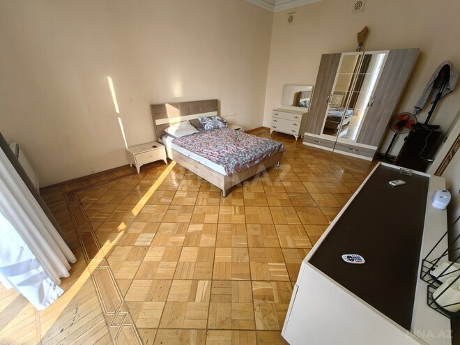 Продаётся 4-комн. вторичка 335 м², м. Сахил, photo 13 from 32