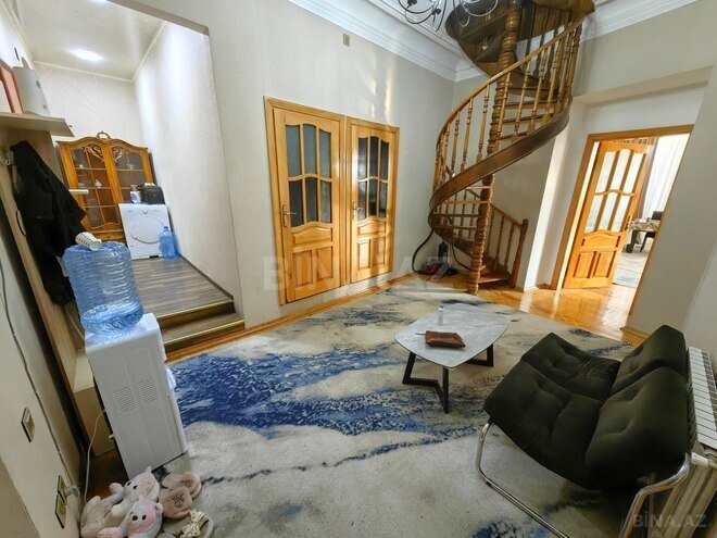 Продаётся 4-комн. вторичка 335 м², м. Сахил, photo 20 from 32