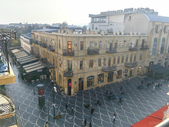 Продаётся 4-комн. вторичка 335 м², м. Сахил, photo 31 from 32