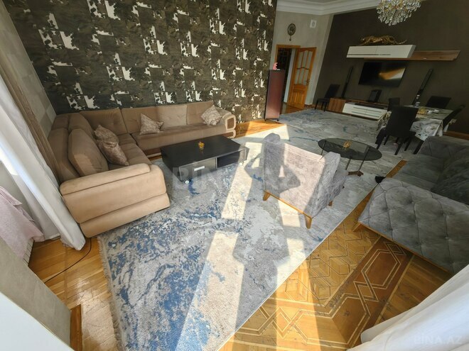 Продаётся 4-комн. вторичка 335 м², м. Сахил, photo 7 from 32