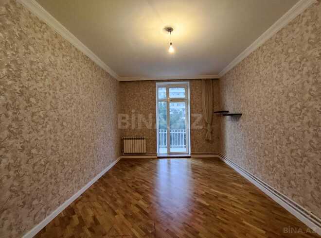 Продаётся 3-комн. вторичка 85 м², м. Кара Караев, photo 7 from 21