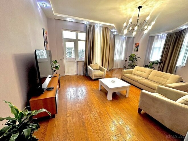 Satılır 3 otaqlı yeni tikili 145 m², Gənclik m., photo 1 from 12