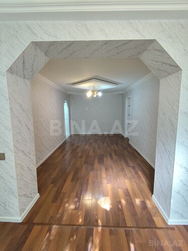 Продаётся 2-комн. вторичка 50 м², м. Иншаатчылар, photo 11 from 17