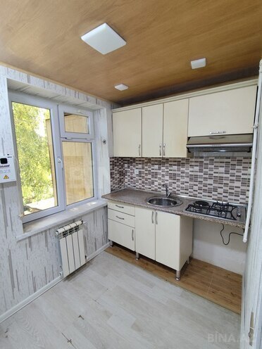 Продаётся 2-комн. вторичка 50 м², м. Иншаатчылар, photo 8 from 17