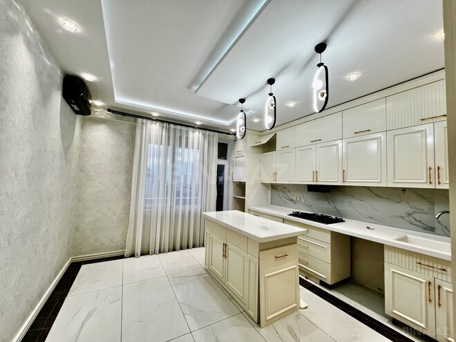 Satılır 4 otaqlı yeni tikili 185 m², Qara Qarayev m., photo 14 from 25