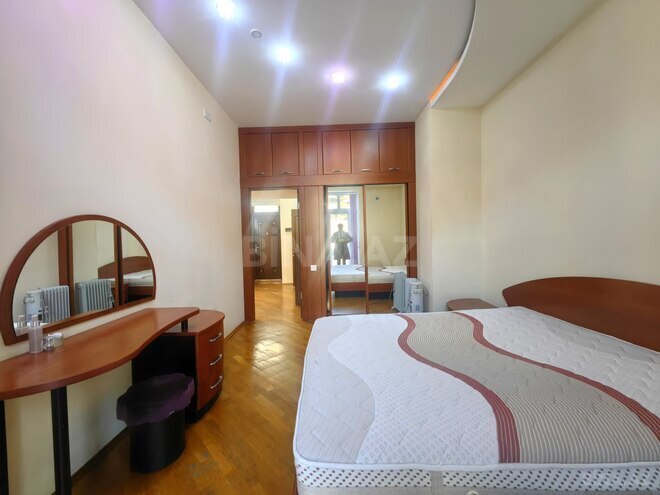 Сдаётся 2-комн. вторичка 60 м², м. Ичеришехер, photo 11 from 26