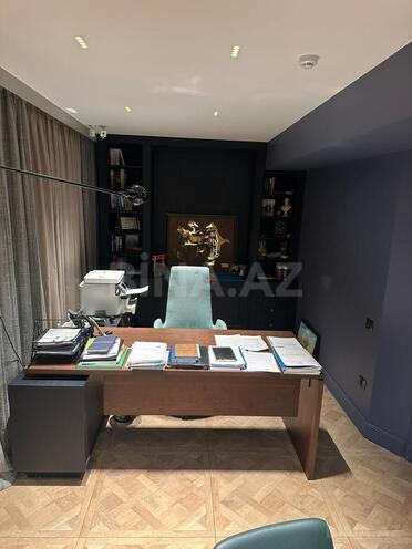 Satılır 4 otaqlı ofis 268 m², 28 May m., photo 18 from 30