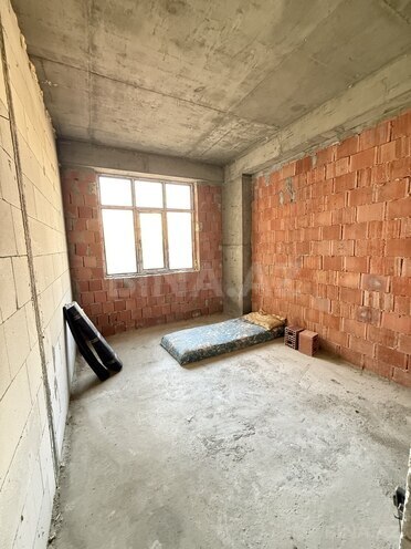 Продаётся 3-комн. новостройка 100 м², м. Кара Караев, photo 4 from 10