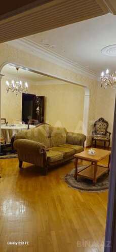 Satılır 5 otaqlı köhnə tikili 120 m², Azadlıq Prospekti m., photo 8 from 24