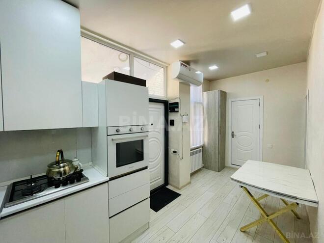 Продаётся 2-комн. вторичка 55 м², м. Низами, photo 9 from 12