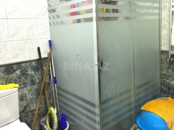 Satılır 3 otaqlı köhnə tikili 100 m², Qara Qarayev m., photo 16 from 18