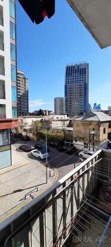 Satılır 1 otaqlı köhnə tikili 31 m², Elmlər Akademiyası m., photo 8 from 17