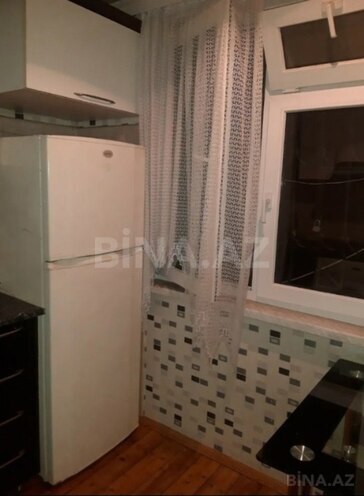 Продаётся 2-комн. вторичка 50 м², м. Нефтчиляр, photo 9 from 13