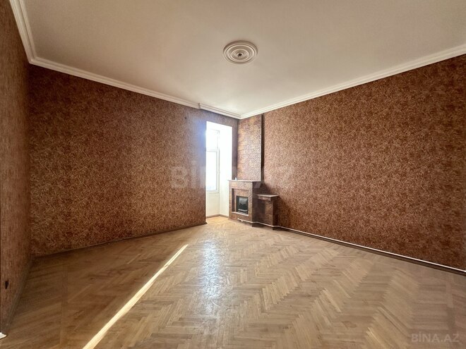 Продаётся 3-комн. вторичка 102 м², м. Сахил, photo 4 from 19