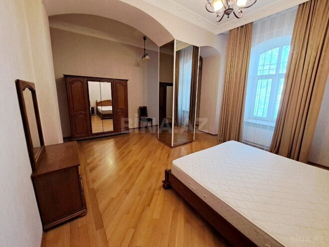 Сдаётся 5-комн. вторичка 250 м², м. Сахил, photo 16 from 19