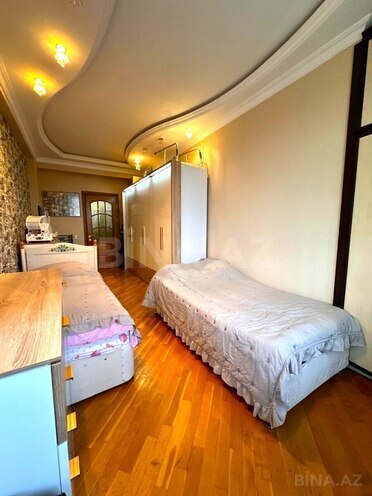 Продаётся 3-комн. новостройка 130 м², м. 8 ноября, photo 9 from 16